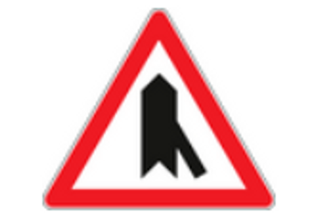 Aşağıdakilerden hangisi kontrolsüz kavşak trafik işaretidir?